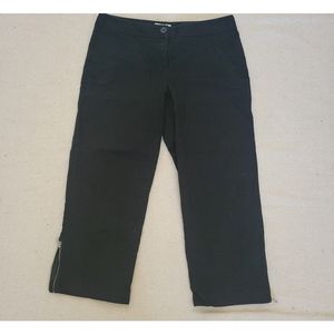 Womens Ann Taylor Loft Capri black pant with ankle zipper size 6